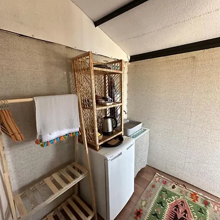 Οργανωμένο κάμπινγκ Mandra - Nature Living *